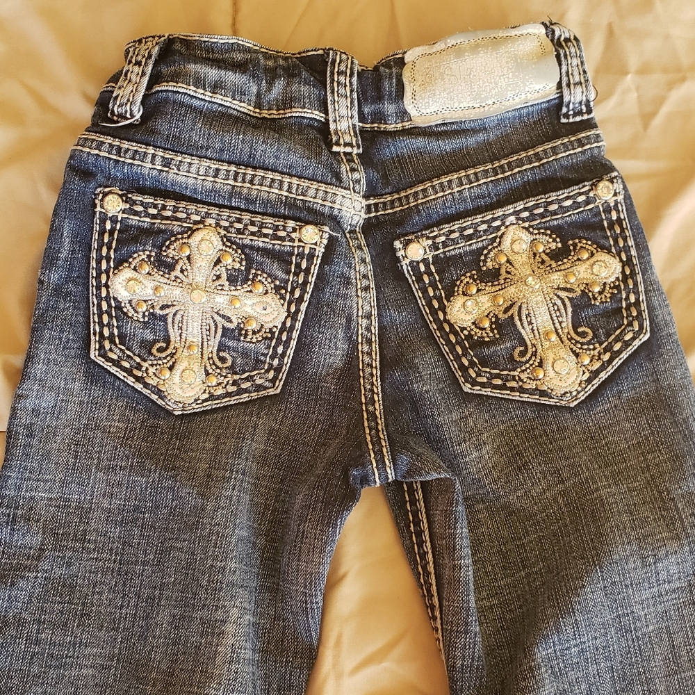 Shyanne Girls Jeans Size 6 White Crosses